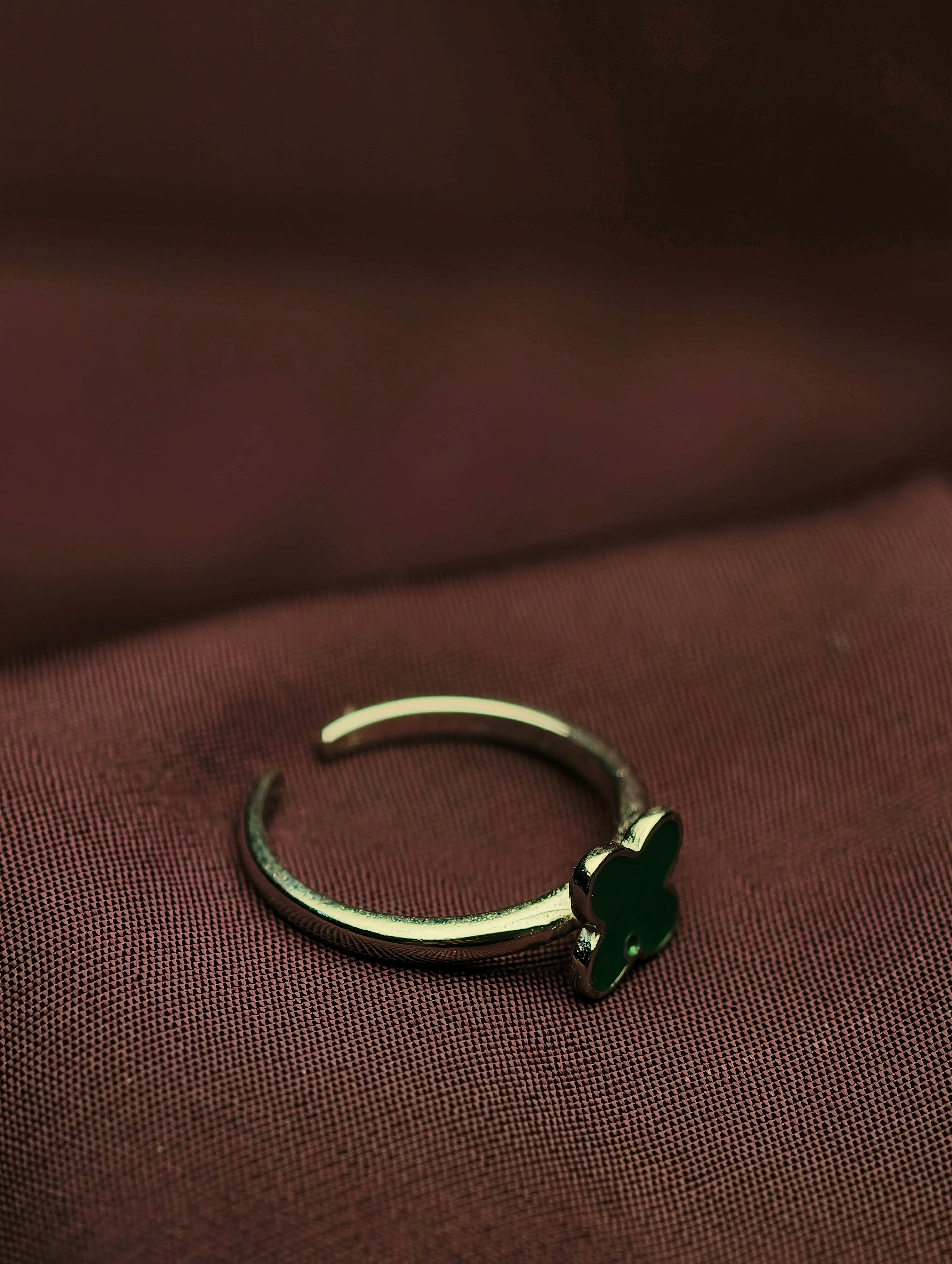 Lucky Clover Minimalist Baby Ring