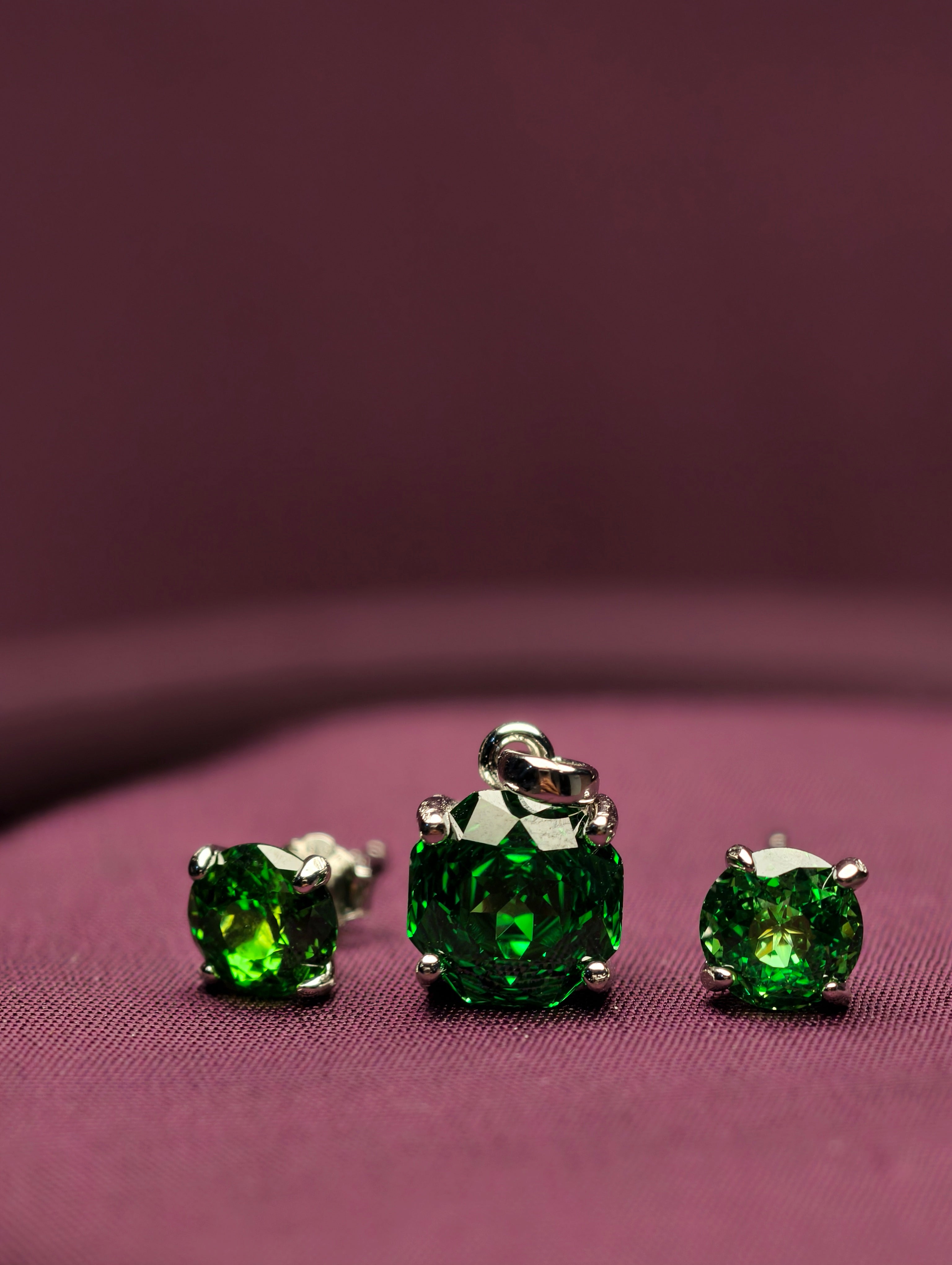 Pendant Set