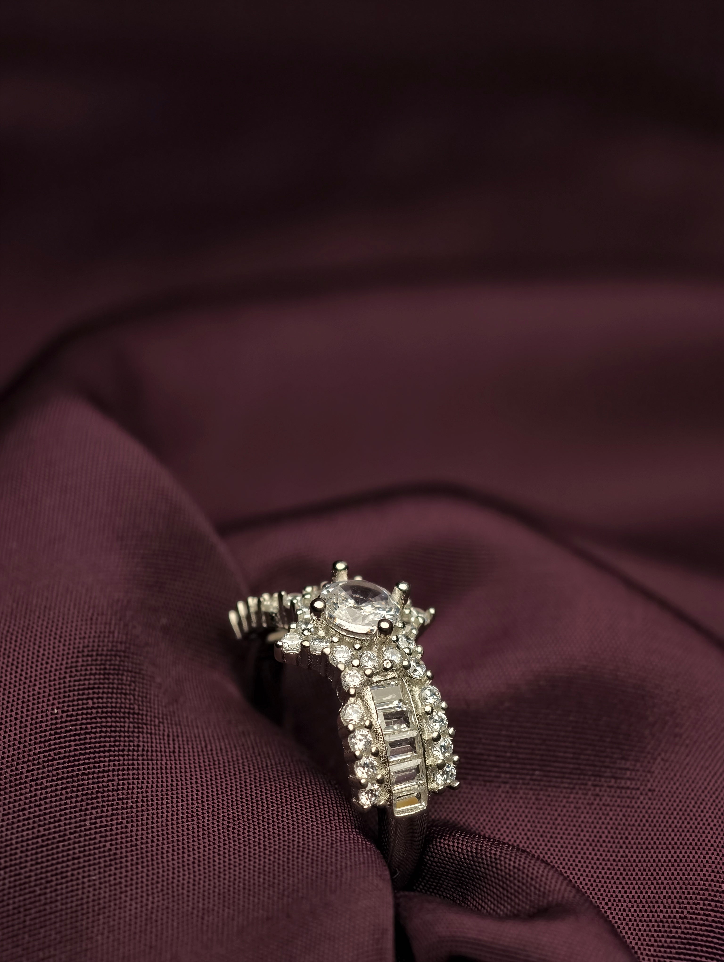 Star Cluster Statement Ring