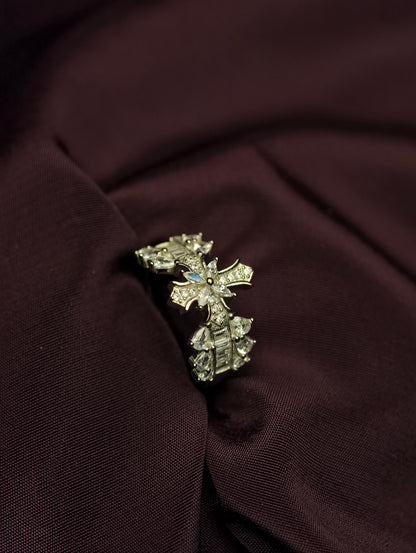 Cross Statement Ring