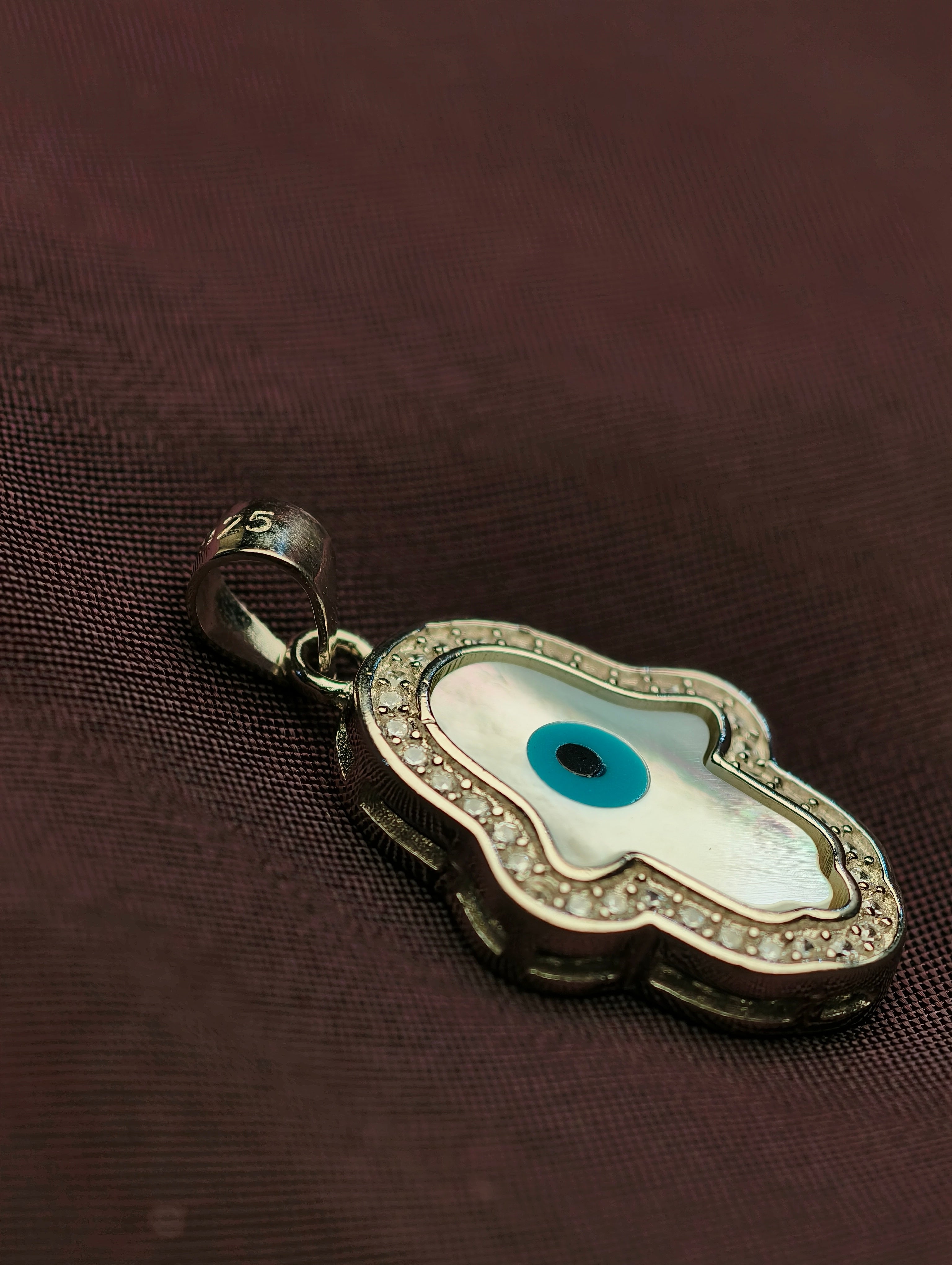 Pendant